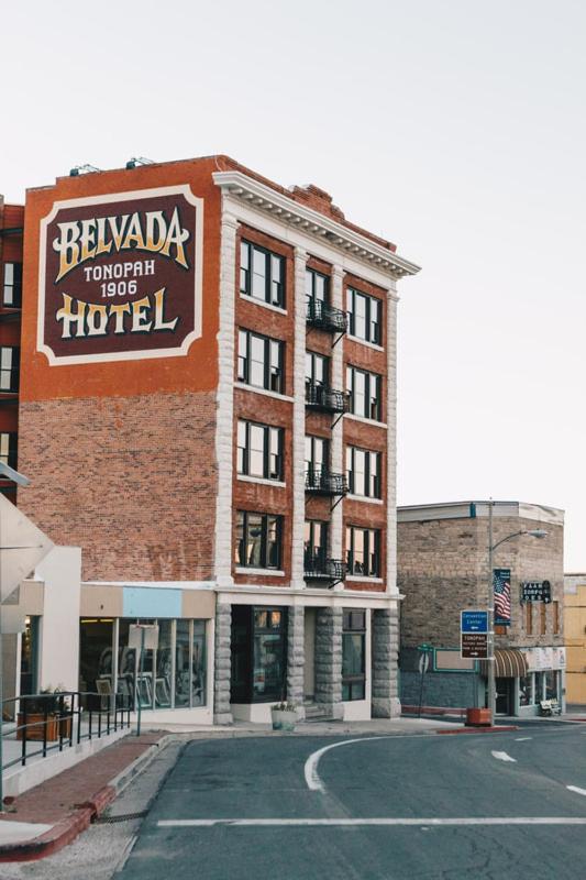 Belvada Hotel Тонопа Экстерьер фото